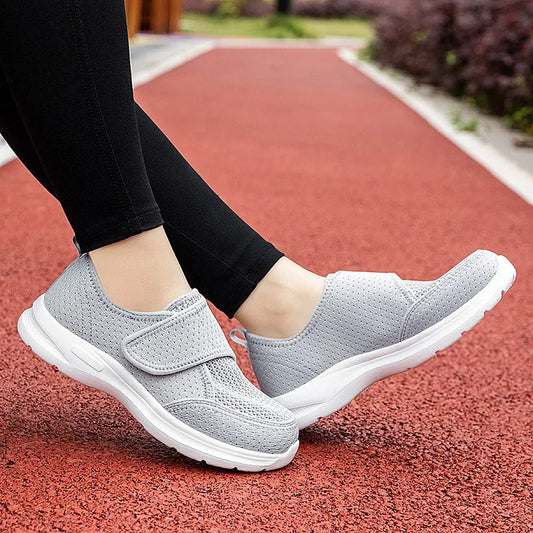OrthoPro | Orthopädische Damen Slip-On Komfortschuhe – Leichte Unterstützung