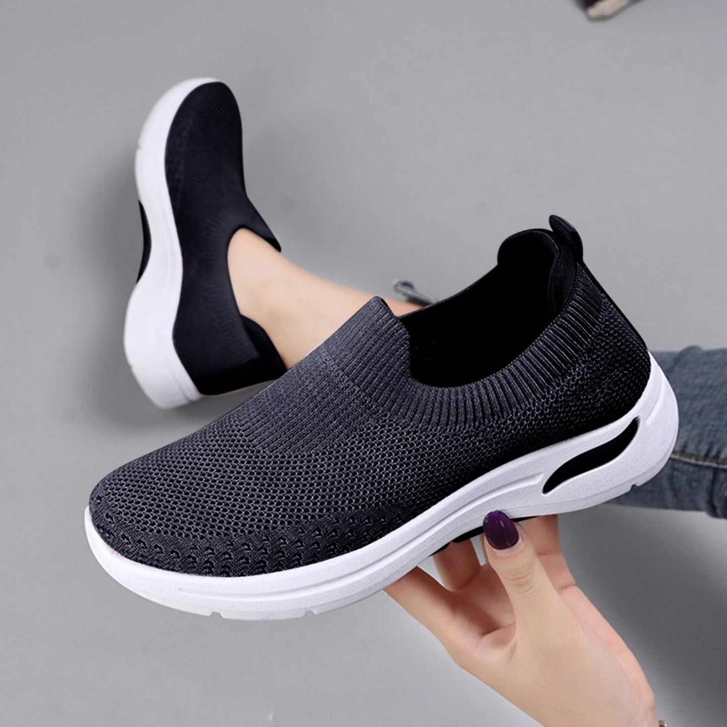 StrideEase | Orthopädische Damen Komfortschuhe – Unterstützende Erleichterung bei jedem Schritt
