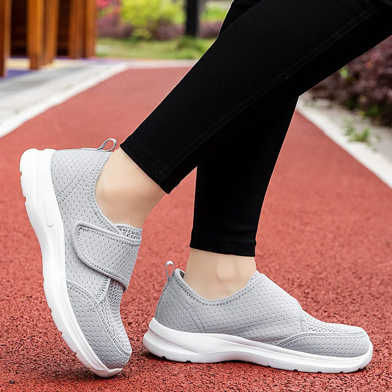 OrthoPro | Orthopädische Damen Slip-On Komfortschuhe – Leichte Unterstützung