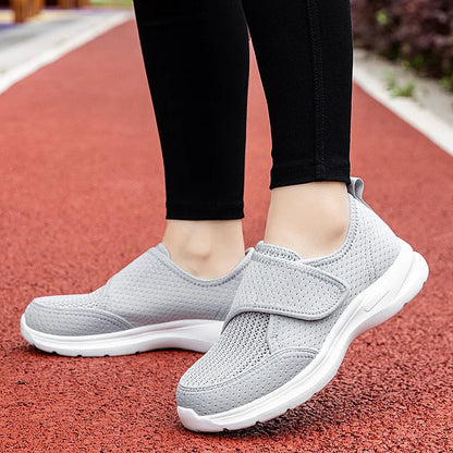 OrthoPro | Orthopädische Damen Slip-On Komfortschuhe – Leichte Unterstützung